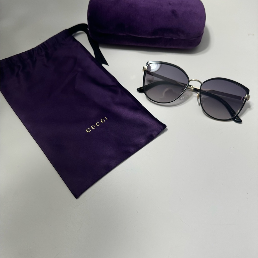 Gucci Sunglasses with Purple packaging Accessories - Picture 3 of 3